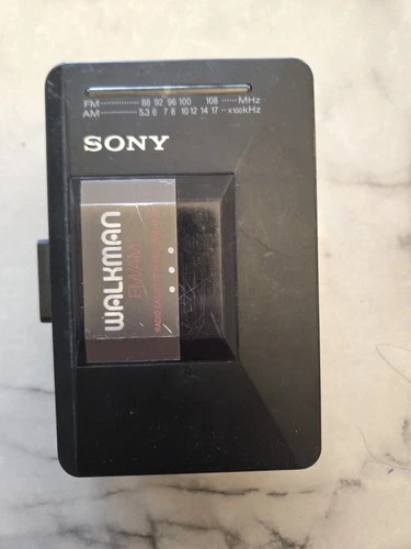 SONY Walkman WM-AF23 Cassette Player Radio For Parts Or Repair Vintage