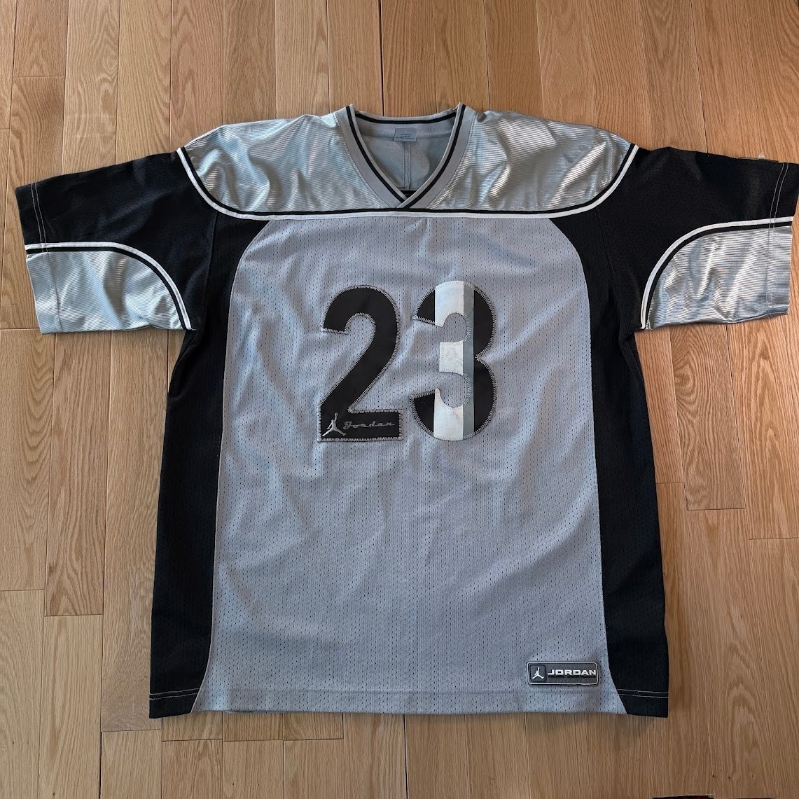 Vintage 2003 Nike Michael Jordan 23 Jumpman Gray Football Jersey Mens XXL