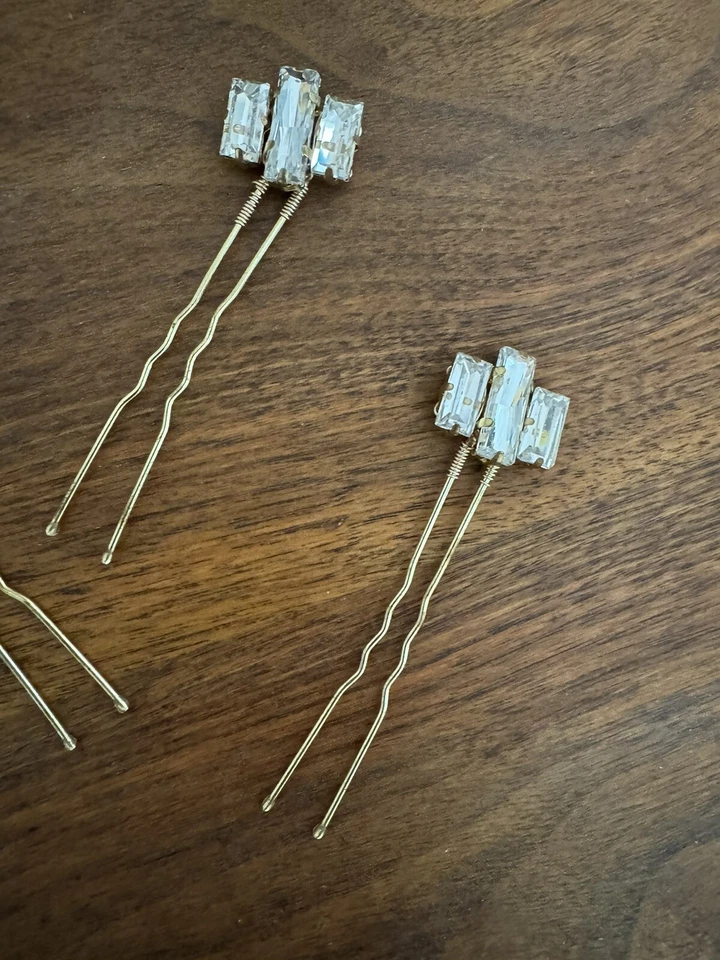 Alfileres para el cabello esmeralda a medida Foto 2 de 4