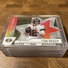 Tom Brady PANINI ILLUSIONS 2021 SHINING STARS GOLD TAMPA BAY FOOTBALL CARD Mint!