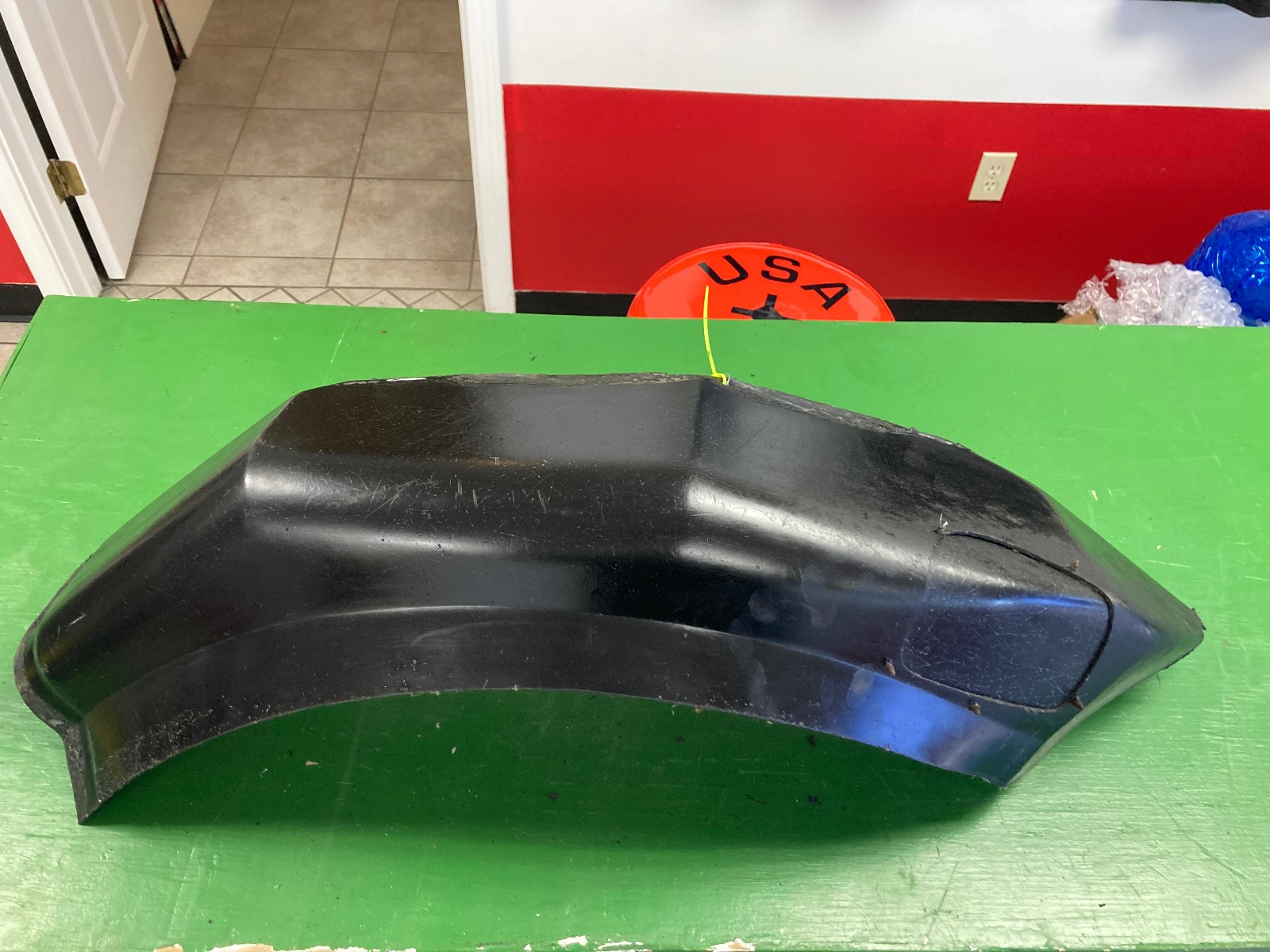 93 Bentley Brooklands/RR UNDERSHEET FRONT WHEELARCH REAR LH UB71205