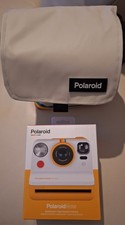 Polaroid Now Sofortbildkamera + Tasche