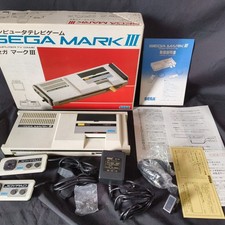 CONSOLE SEGA MARK 3 III (Sega Master System), con pad, alimentatore, manuale, scatola/giappone