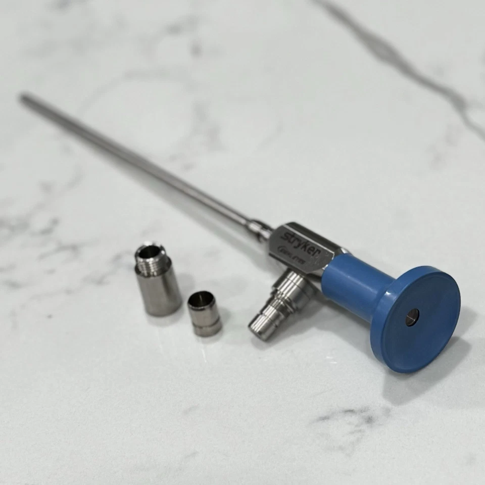 4mm 30° Degree Stryker [0502-104-030] Ideal Eyes Rigid Arthroscope W/ Adapters - Image 2 of 4