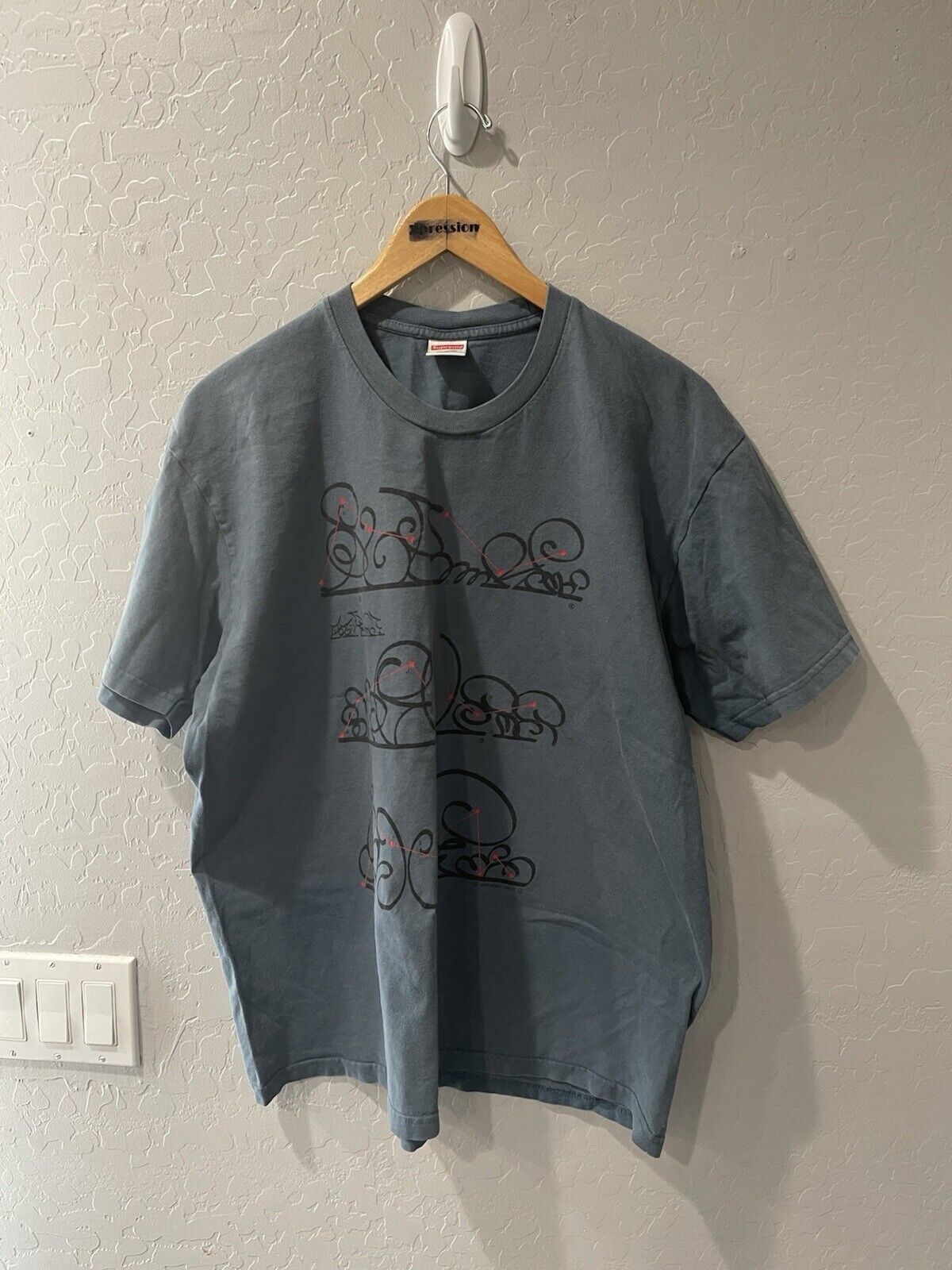 Picture 1 of 4