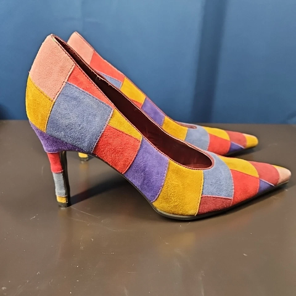 Zapatos de salón Carlos Santana Patchwork Gamuza Cuero Tacones Talla 6M Usados en Excelente Condición  Foto 4 de 4