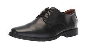 clarks tilden plain ii