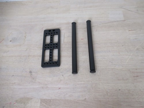 Nitze JSQ-002 Director's Monitor Cage with Handles for up to 9 Inch LCD Monitor - Picture 5 of 12