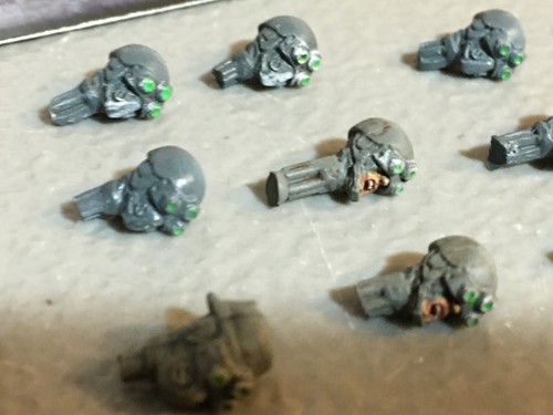 A23382 RACKHAM AT-43 UNA MIXED LOT TROOPERS HEAD BITS + CARDS - Picture 6 of 16