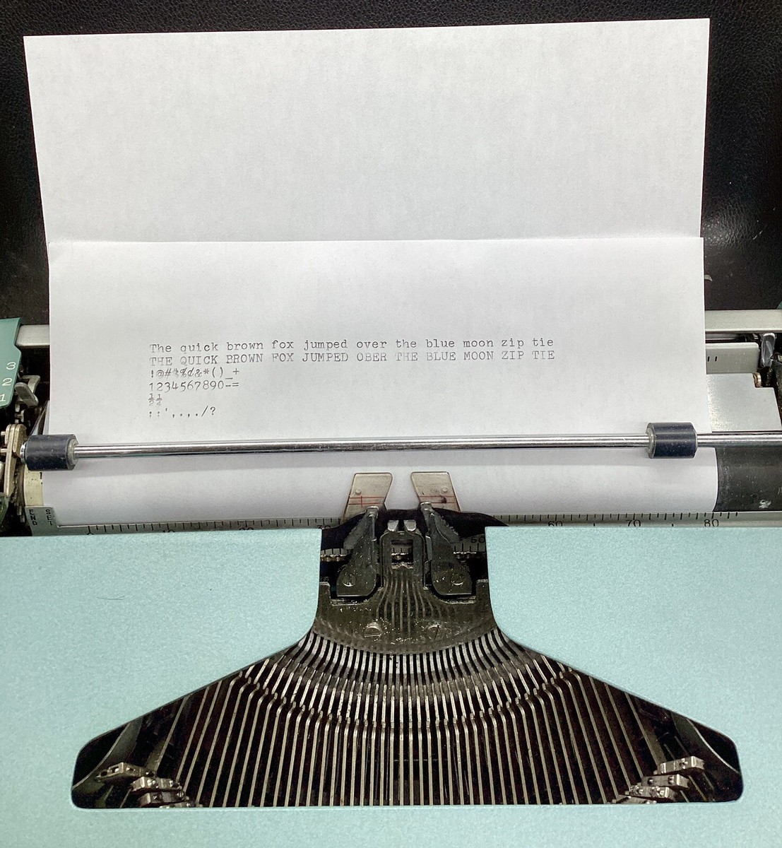 JC Penney Penncrest Concord 10 Electric Typewriter w/Case