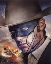 ARMIE HAMMER - The Lone Ranger GENUINE SIGNED AUTOGRAPH ARMIE HAMMER - The Lone Ranger GENUINE SIGNED AUTOGRAPH