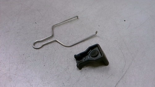 Halterung Flansch Ausgleichsbehälter Kühlmittel BMW 316i Bj 2000 E46 2681083