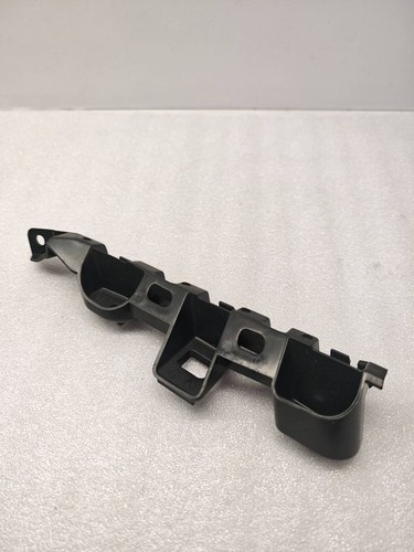 Volkswagen PASSAT B7 2012 Halterung Stoßstange Stoßfänger vorne 3AA807184