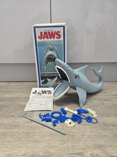 Vtg 1975 The Game of Jaws Shark Body - And Pieces Ideal Toy Co. 100% Complete