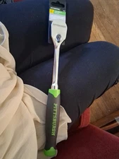 Pittsburgh 1/2" Drive Low Profile Ratchet with Comfort Grip #59848 72 Tooth