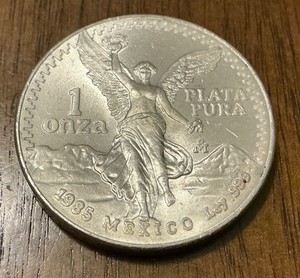 1985 Libertad 1 Oz Silver Unc. In capsule