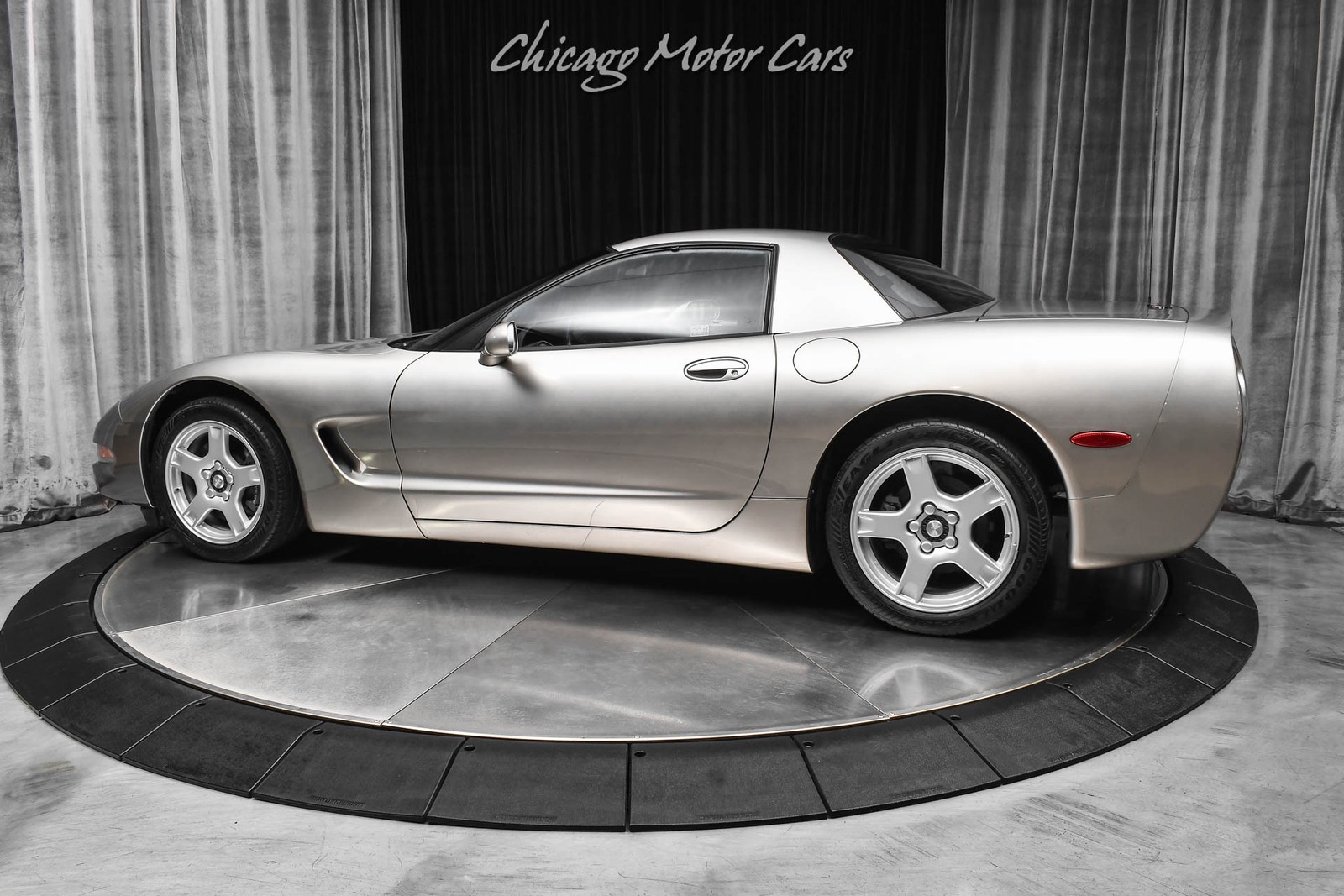 1999 Light Pewter Metallic Chevrolet Corvette   | C5 Corvette Photo 3