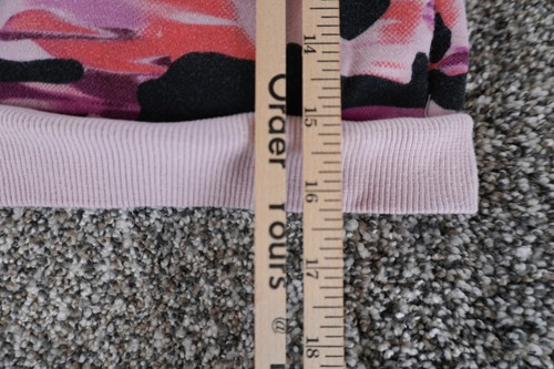 Under Armour Hoodie Youth Extra Small Pink Camouflage Pullover Loose Fit Fleece - Picture 9 of 9