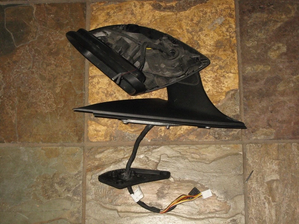 Mercedes GLC300 GLC43 GLC63 2018-2020 BASE ESPEJO RETROVISOR IZQUIERDO 2538106900 2538103902 OEM Foto 3 de 4