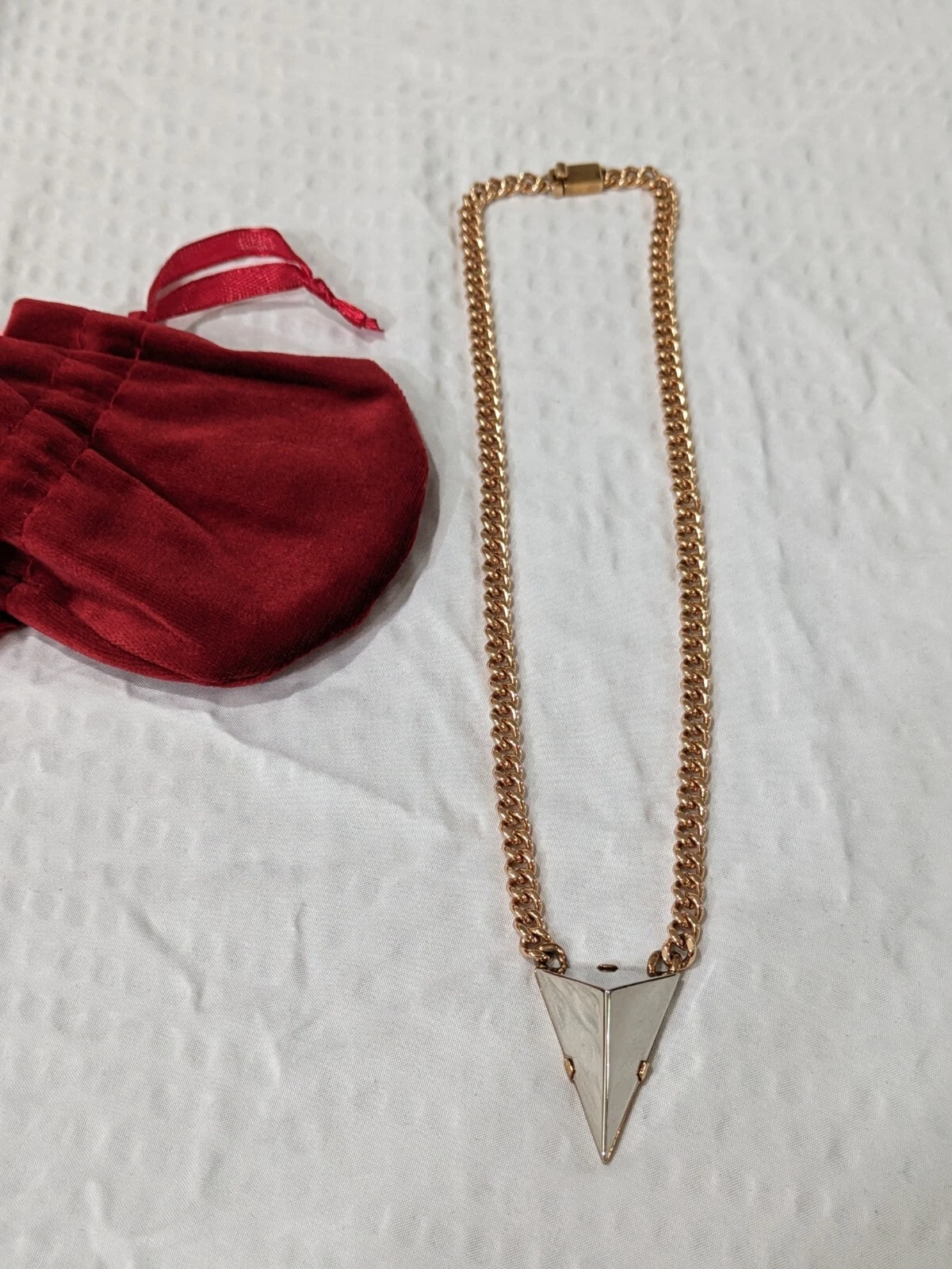 Collana Coach corta a punta piramide stile 26518