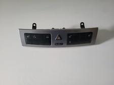 Mercedes Benz W203 C-Klasse Schalterleiste Schalterblock 2038707610 Sitzheizung