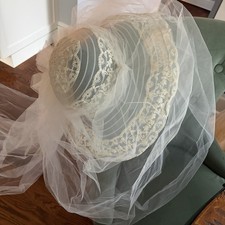 Vintage Lace Bridal Hat Tulle Vail Cathedral Train Embroidered Wide Brim Picture
