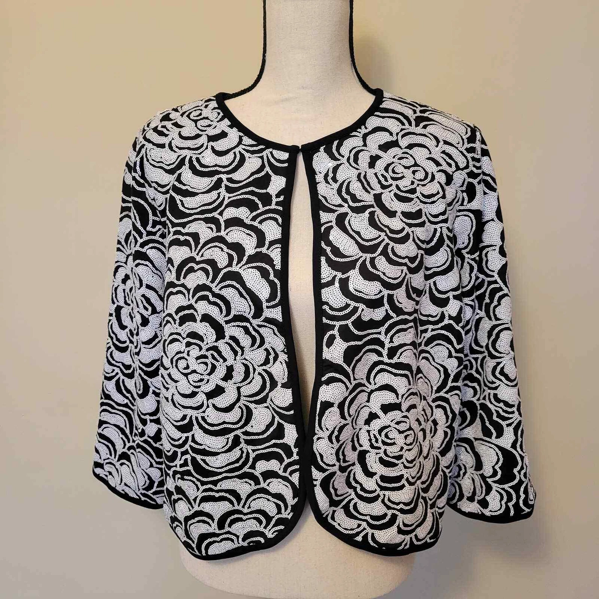 Bob Mackie Vintage Size L Wearable Art Floral Design Sequin Bolero