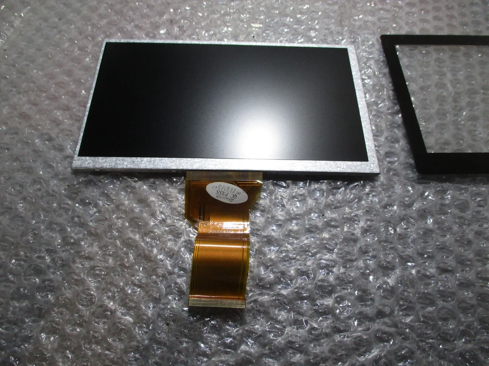 Innolux AT070C3550 7'' LCD screen RX-AT070C3550-FW w/ Touch Screen GKG0483A - Image 2 of 4