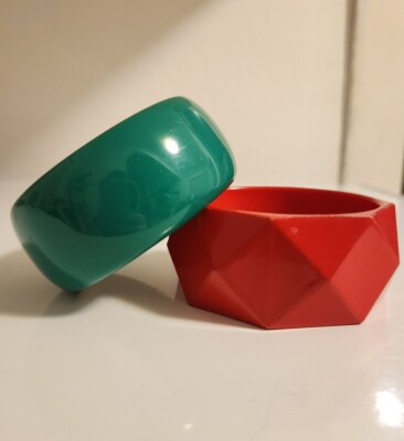 Set Of Vintage Chunky Green And Red Hex Bangles Bracelet Retro