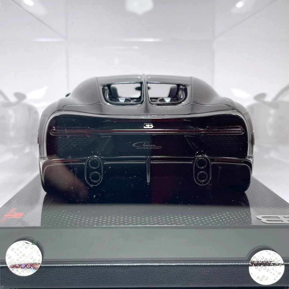 Modellino Auto MR Models 1/18 Bugatti Super Sport Nocturne Limited Edition - Immagine 4 di 4