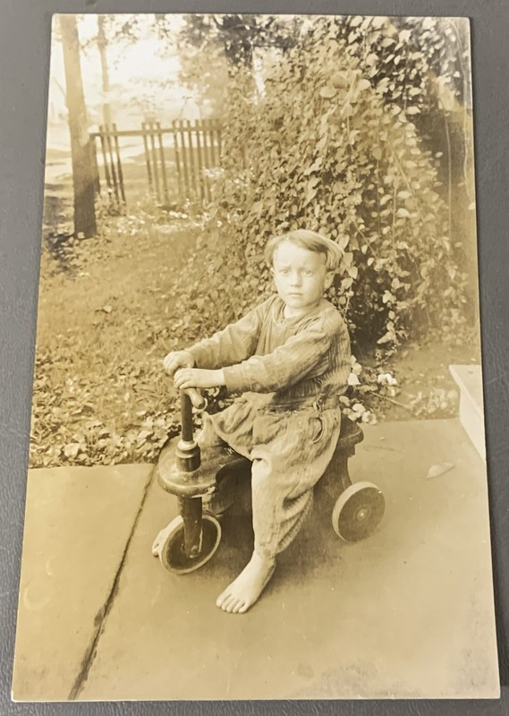 M343    REAL PHOTO   POSTCARD of   YOUNG  BOY