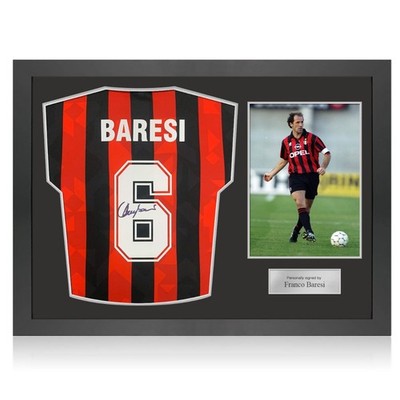 Trikot des AC Mailand, signiert von Franco Baresi. Symbolrahmen