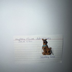 Lego Dog Minifigure Scooby-Doo Sitting with Pilot Goggles  Mini Figure Used 