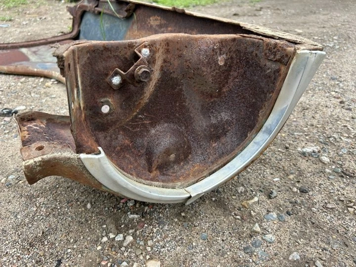 1960 Chevrolet Passenger Car Driver Side Fender Impala Bel Air Biscayne Wagon - Image 4 of 4