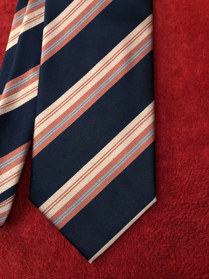 Corbata Holliday & Brown azul marino con rayas rosadas y cielo hecha a mano en Inglaterra 3,75/58 usada en excelente estado Foto 4 de 4