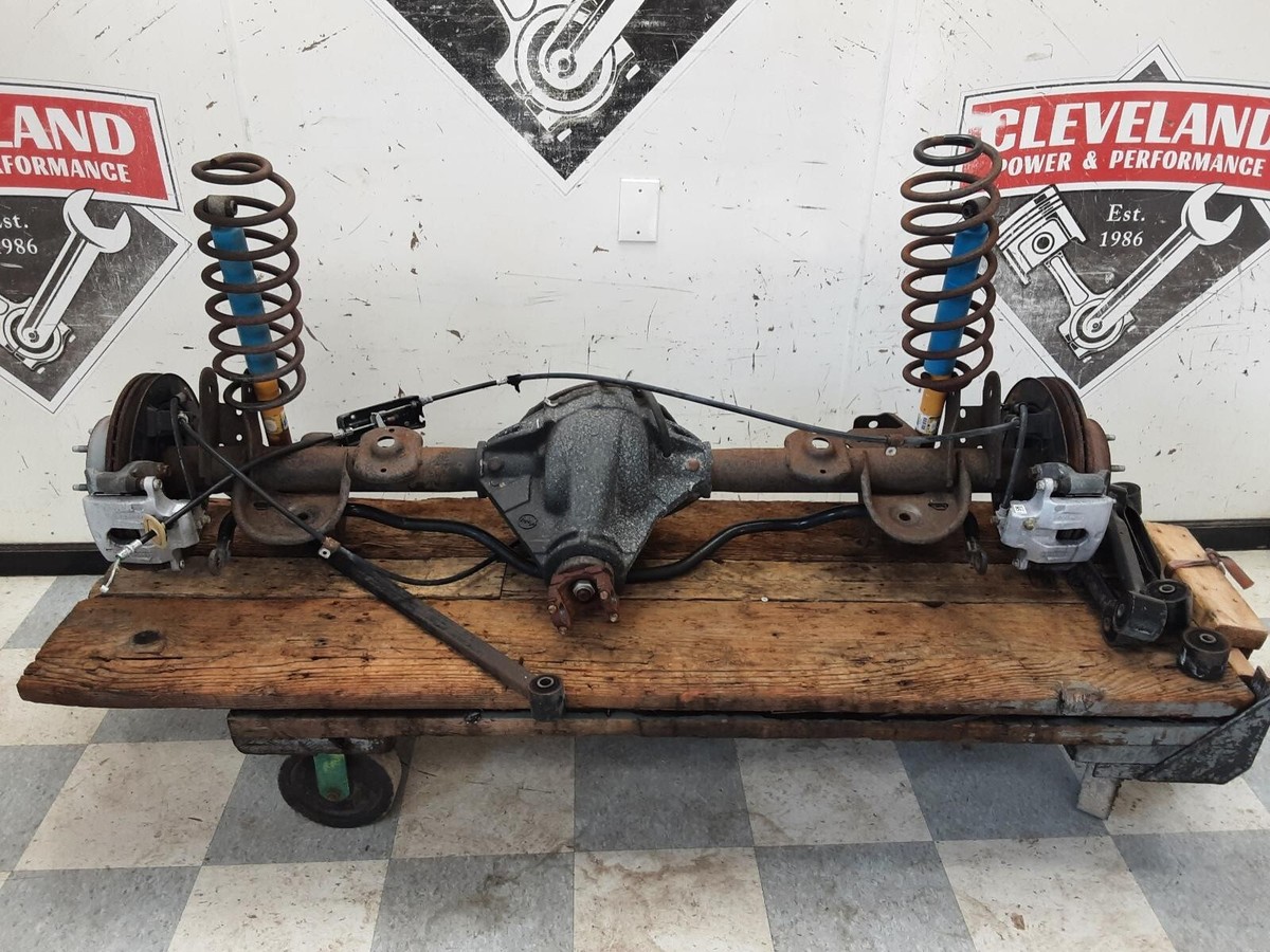 03-06 Chevrolet SSR OEM Rear Axle Differential Suspension