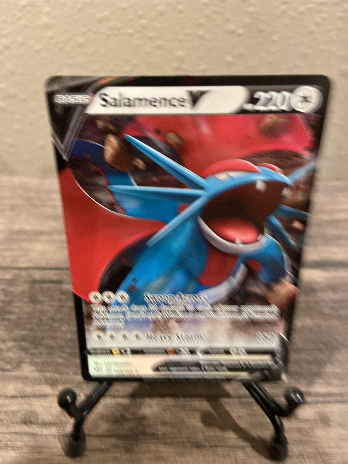 Pokémon TCG Salamence V Darkness Ablaze 143/189 Holo Ultra Rare, NM!!