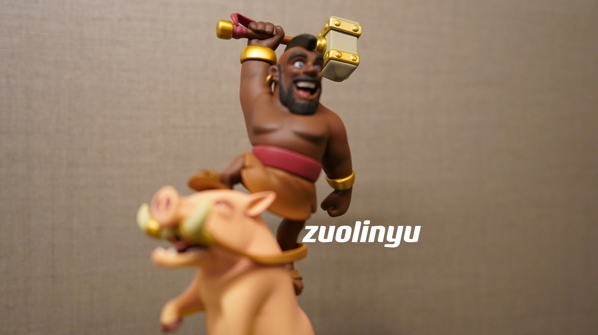 Supercell Clash Of Clans Clash Royale Hog Rider Figure (Christmas