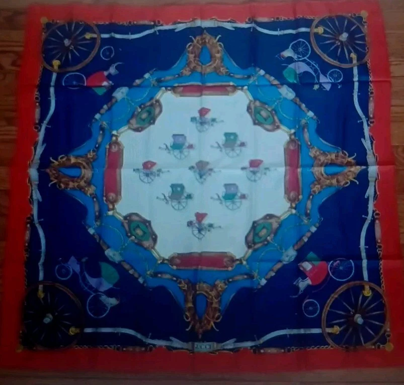 Authentique écharpe vintage Gucci calèches en soie bleue 33