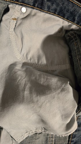 Jean homme Wrangler 31 x 34 moyen délavé coupe décontractée. 5 poches. - Photo 5/12