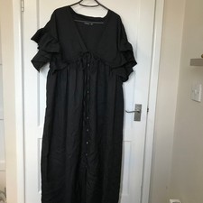 Boohoo Dress Womens Size 10 Oversized Black Short Sleeve V Neck