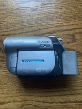 Sony DCR-DVD203 Handycam Camcorder DVD Video Camera Battery, Broken, For Parts