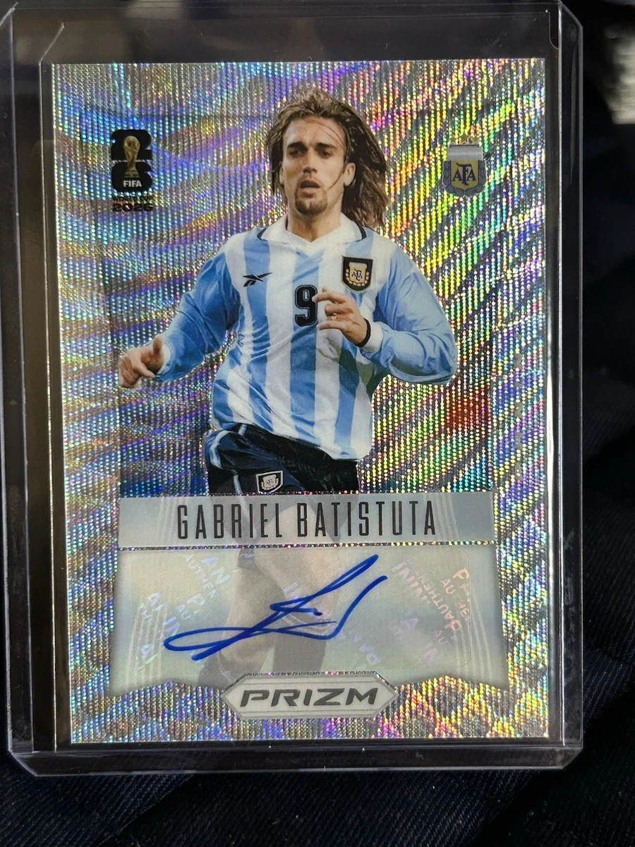 Gabriel Batistuta Soccer Autographed Sports Trading Cards