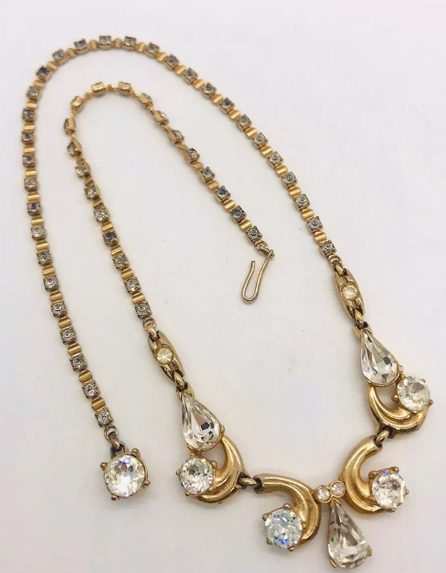 Beautiful BOGOFF Clear Rhinestone Necklace Gold P… - image 3