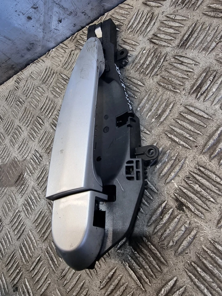 MANIJA PUERTA TRASERA DERECHA BMW X5 E70 3.0L DSL SUV 2012 Foto 4 de 4