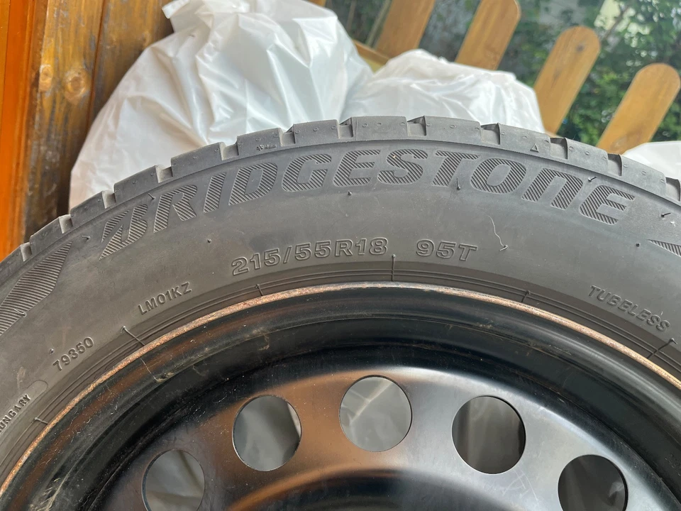 Winterräder ID.3 Bridgestone Blizzak 215/55R18 Stahlfelgen (auch Cupra Born) - Bild 3 von 4