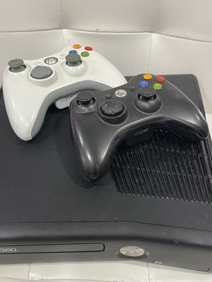 Microsoft Xbox 360 S 4GB Console - Black (1439) W/ 2 Controllers Plus 3 Games