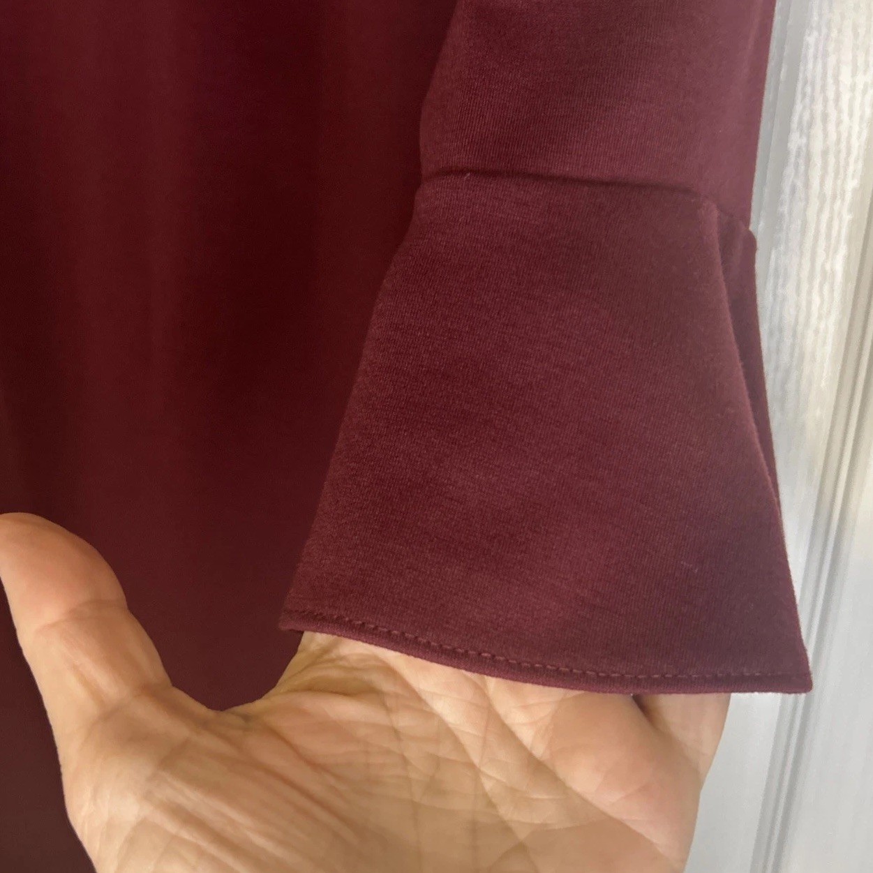 Old Navy Dress Women’s SP Bell Sleeve Burgundy Small Petite thumbnail 3