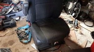 Volkswagen Crafter 2011 Fahrersitz brak AZZ3520