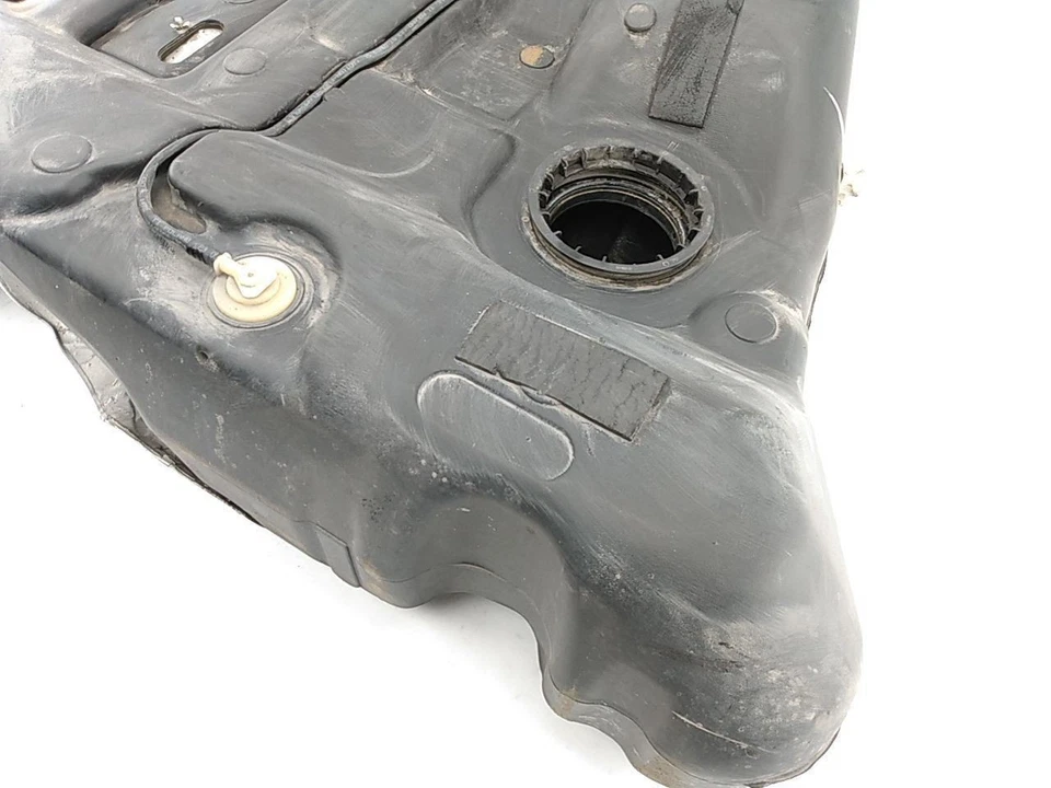 Volvo V70 XC70 Fuel Gas Tank Container Reservoir Storage Fits 2001-2007 01 02 03 Foto 4 de 4